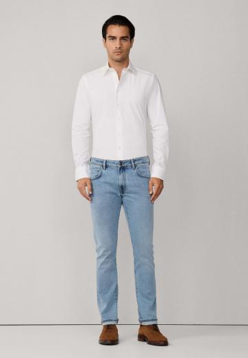 Узкие джинсы