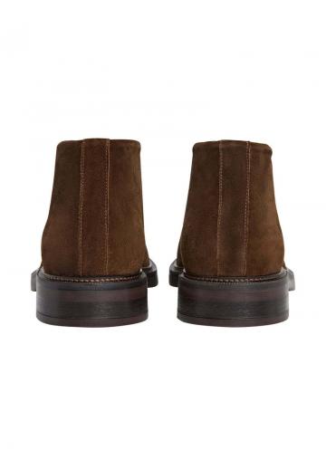 Ботинки на шнуровке