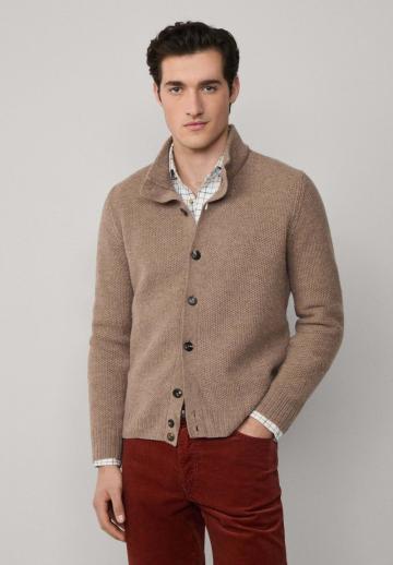 Вязаная кофта