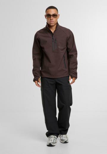 Брюки с накладными карманами