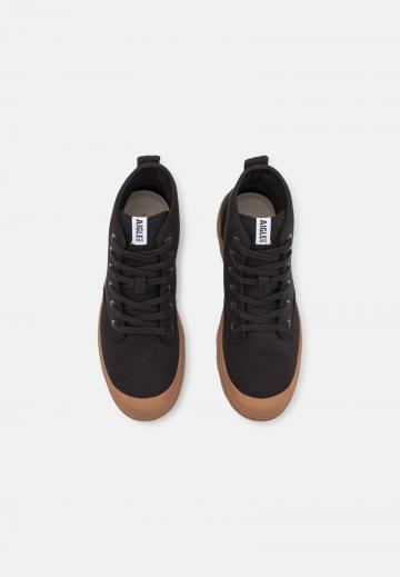 Высокие кеды