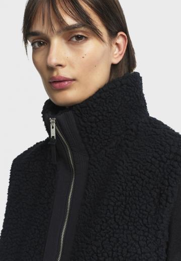 Флисовая куртка