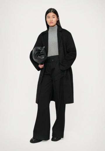 Шерстяное пальто