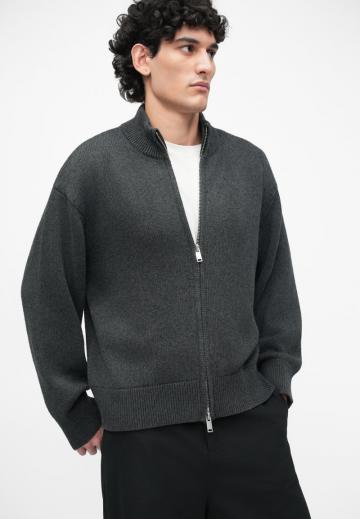 Вязаная кофта