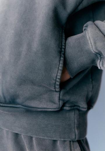 Пуловер с капюшоном