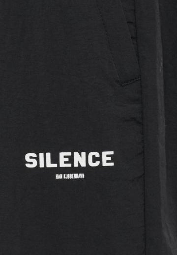 Спортивные штаны