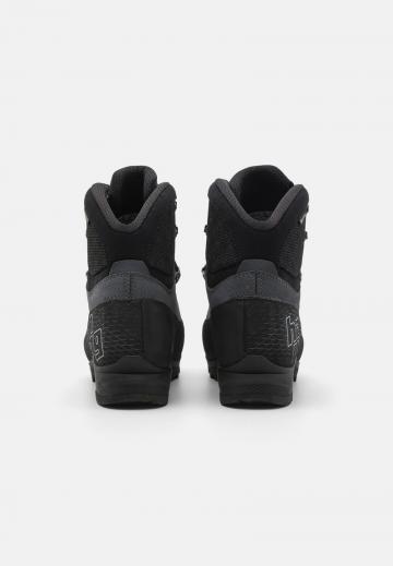 Походная обувь