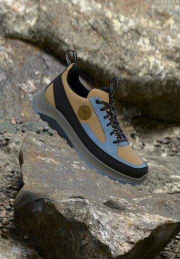 Походная обувь