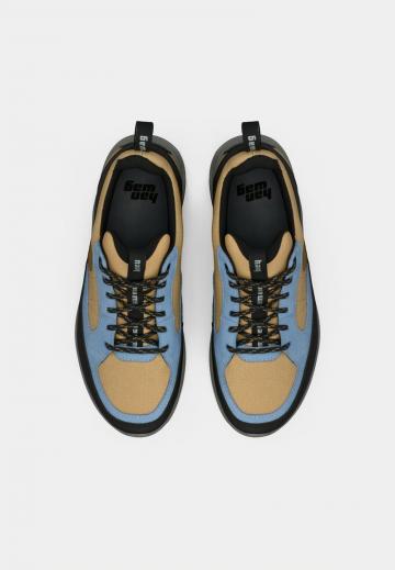 Походная обувь