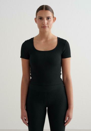 Спортивная майка