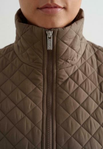 Спортивная куртка