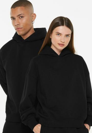 Пуловер с капюшоном