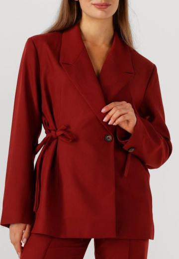 Короткое пальто