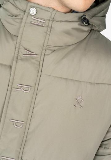 Зимняя куртка