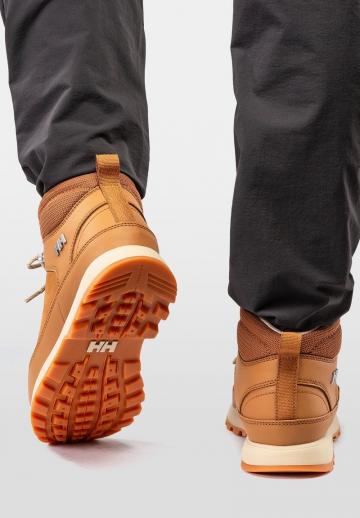 Ботинки на шнуровке