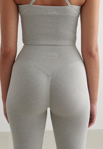 Спортивные штаны