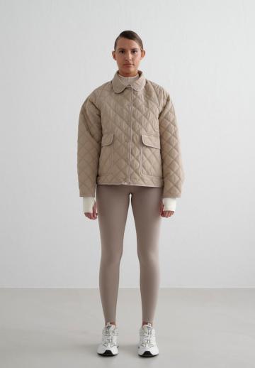 Спортивная куртка