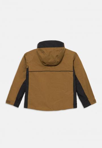 Спортивная куртка