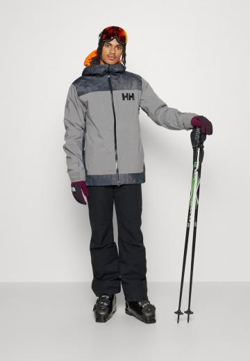 Сноубордическая куртка