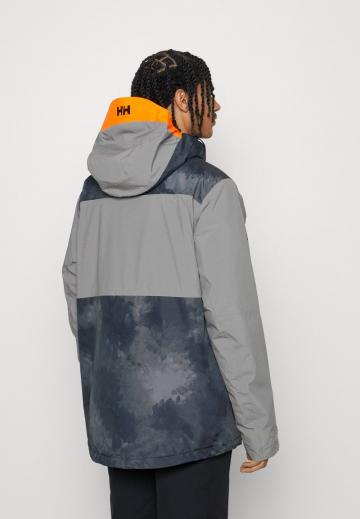 Сноубордическая куртка