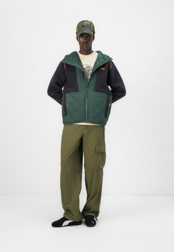 Зимняя куртка