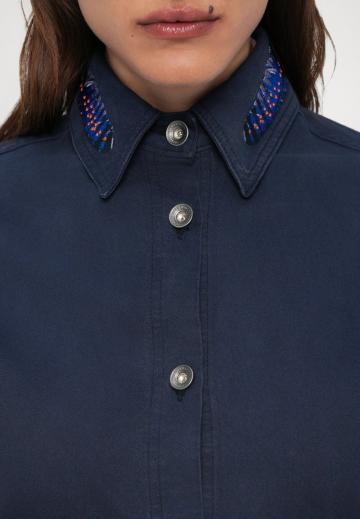 Джинсовая куртка