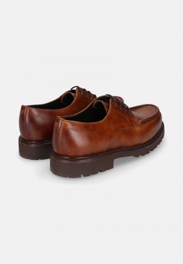 Ботинки на шнуровке