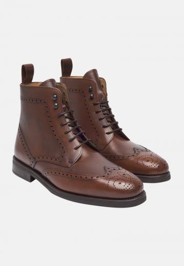 Ботинки на шнуровке
