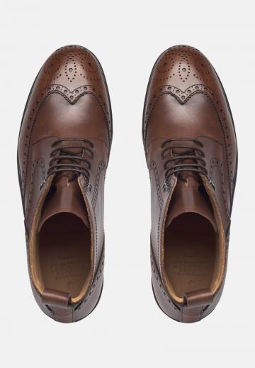 Ботинки на шнуровке