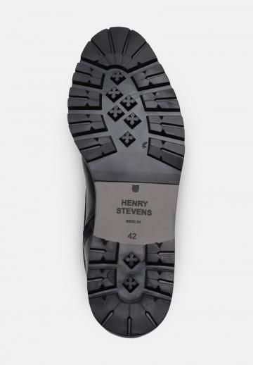 Ботинки на шнуровке