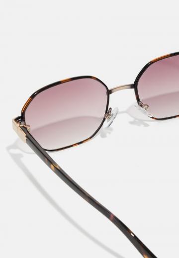 Солнечные очки