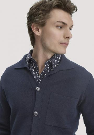 Вязаная кофта