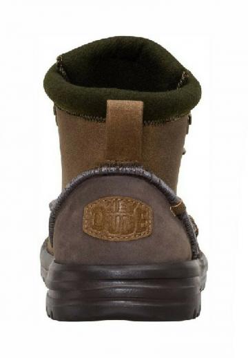 Ботинки на шнуровке