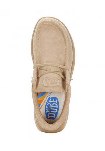 Ботинки на шнуровке