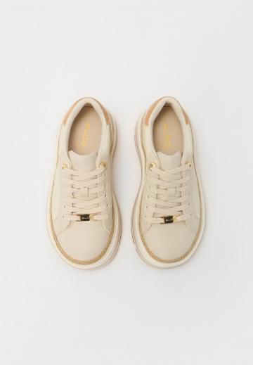 Гандбольные кроссовки