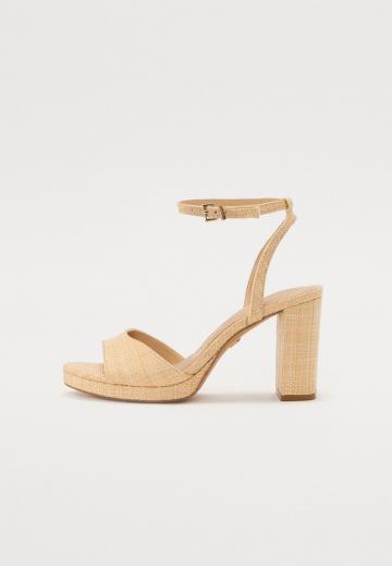 Гандбольные кроссовки