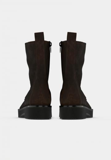 Ботинки на шнуровке