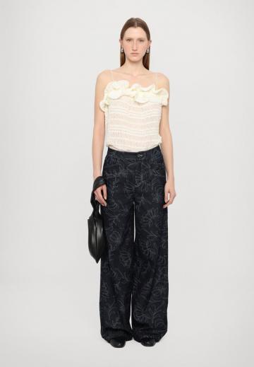 Джинсы бойфренда