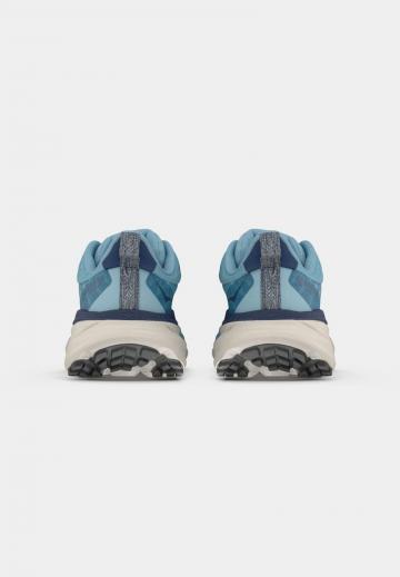 Беговые кроссовки