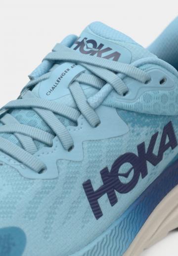 Беговые кроссовки