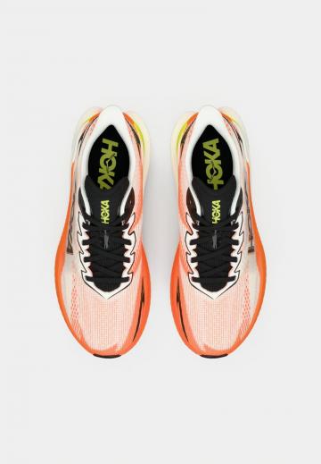 Беговые кроссовки