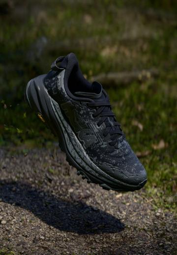 Беговые кроссовки