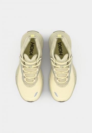 Походная обувь