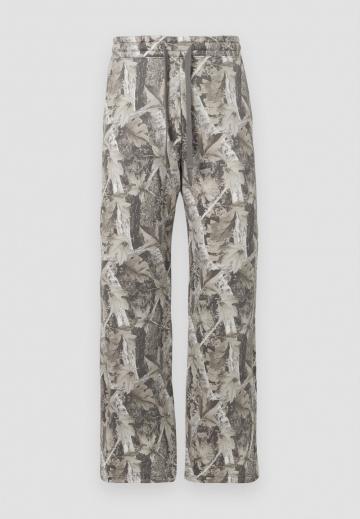 Спортивные штаны