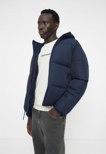 Зимняя куртка