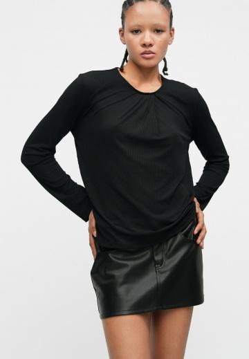 Кожаная юбка