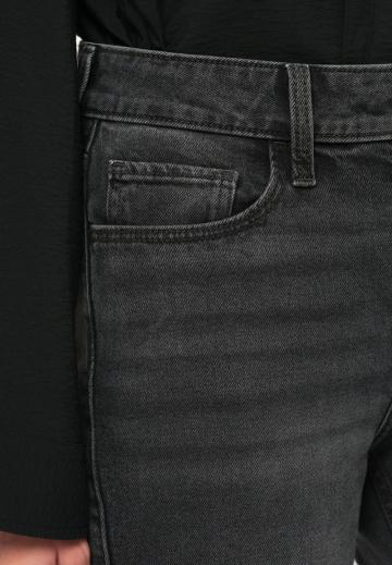 Клешеные джинсы