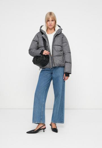 Зимняя куртка