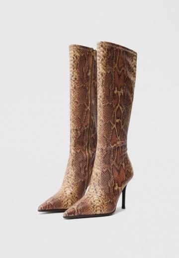 Высокие сапоги