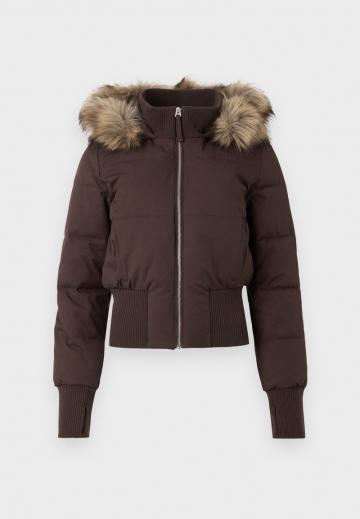 Зимняя куртка